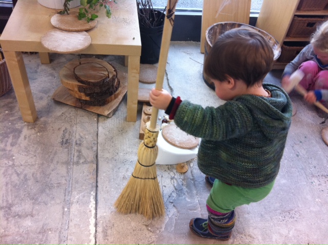broom2